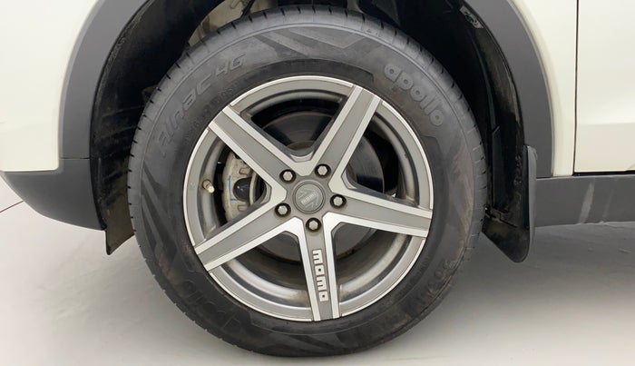 2021 Mahindra XUV300 W4 1.5 DIESEL, Diesel, Manual, 17,548 km, Left Front Wheel