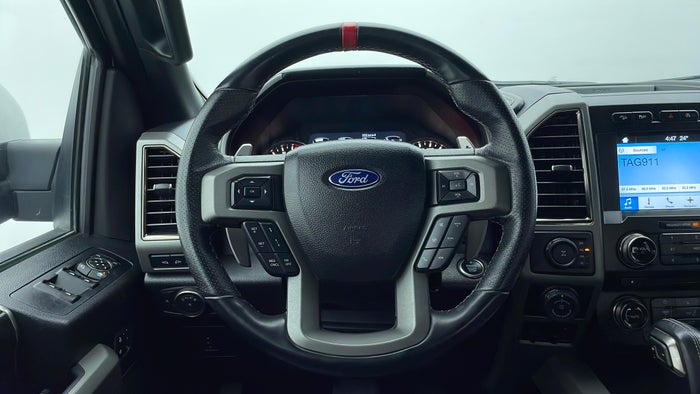 FORD F 150-Steering Wheel Close-up