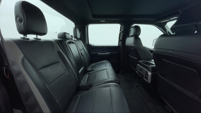 FORD F 150-Right Side Door Cabin View