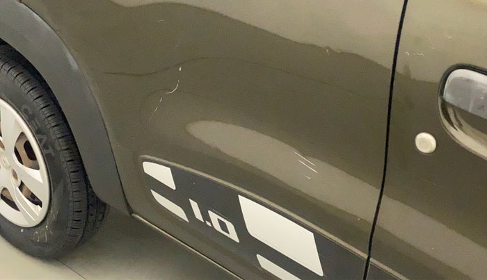 2016 Renault Kwid RXT 1.0, Petrol, Manual, 18,939 km, Right rear door - Minor scratches