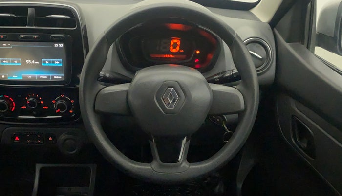 2016 Renault Kwid RXT 1.0, Petrol, Manual, 18,939 km, Steering Wheel Close Up