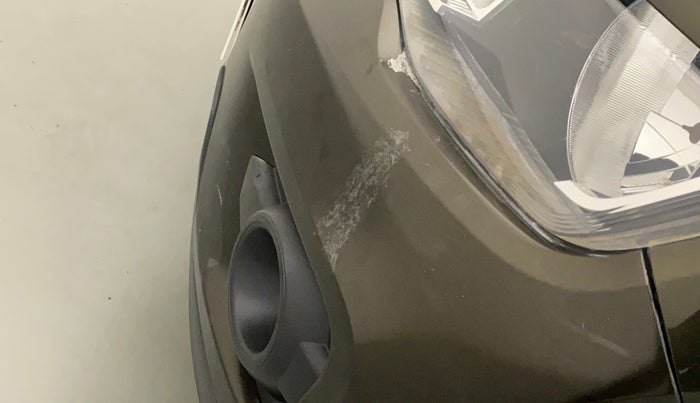 2016 Renault Kwid RXT 1.0, Petrol, Manual, 18,939 km, Front bumper - Paint has minor damage