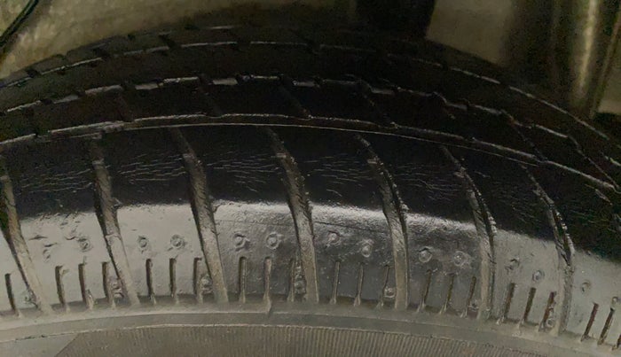 2019 Maruti Celerio VXI CNG, CNG, Manual, 31,539 km, Right Rear Tyre Tread