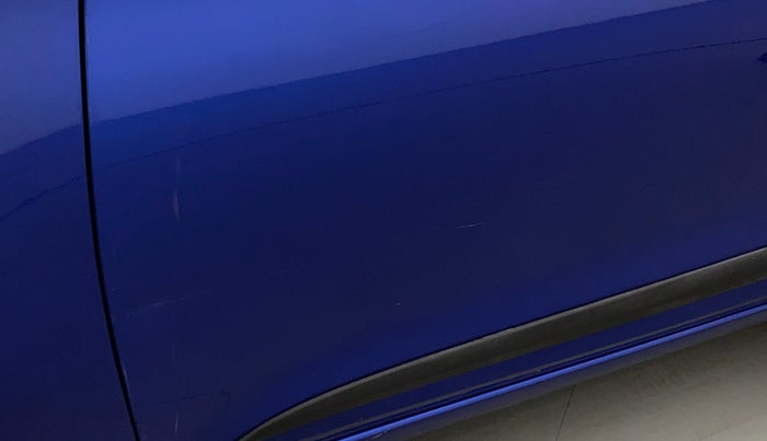 2016 Hyundai Elite i20 ASTA 1.2 (O), Petrol, Manual, 47,656 km, Front passenger door - Slightly dented