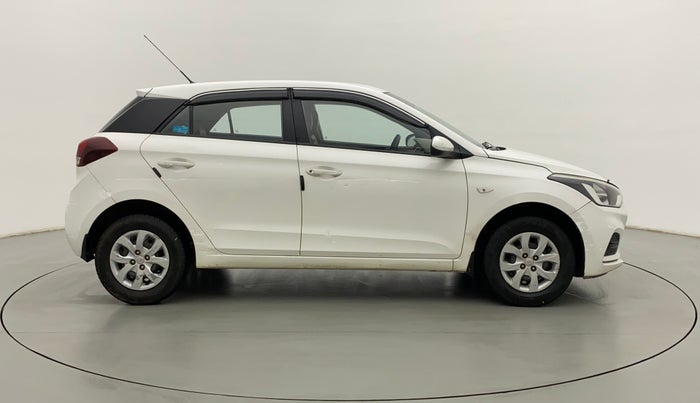 2018 Hyundai Elite i20 MAGNA EXECUTIVE 1.2, Petrol, Manual, 48,565 km, Right Side View