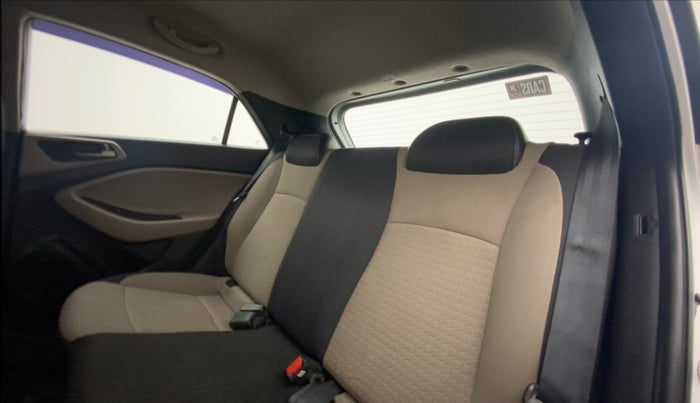 2018 Hyundai Elite i20 ASTA 1.2 (O), Petrol, Manual, 55,101 km, Right Side Rear Door Cabin