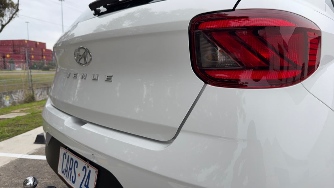 Badge (Boot Right Side)