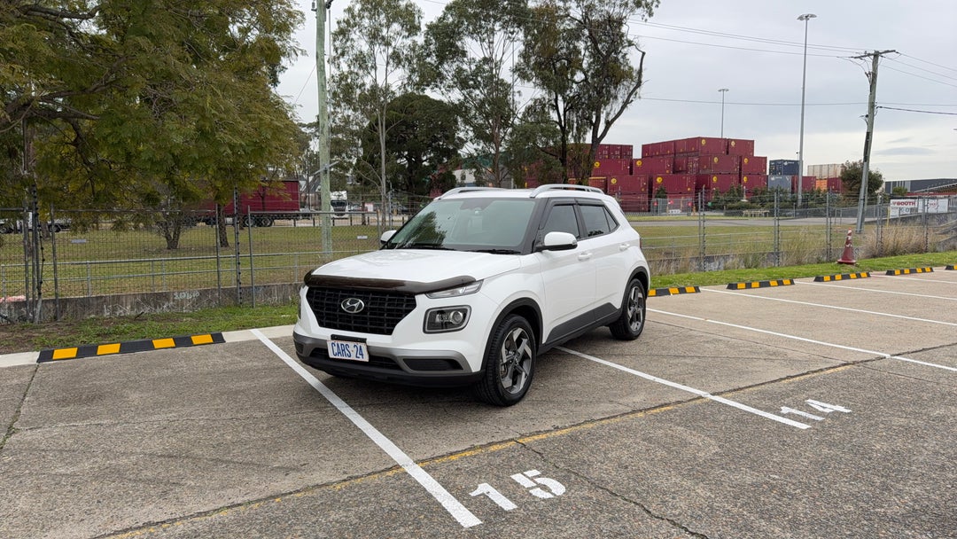 Left Front Diagonal (45- Degree) View