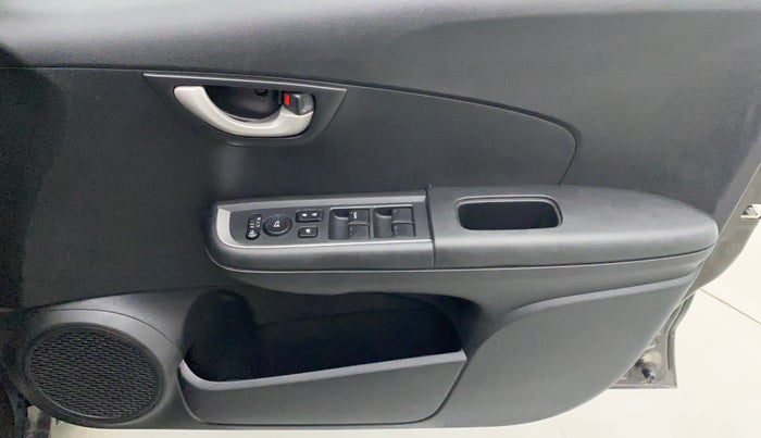 2018 Honda BR-V 1.5L I-VTEC V, Petrol, Manual, 31,115 km, Driver Side Door Panels Control