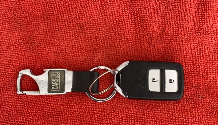 2018 Honda BR-V 1.5L I-VTEC V, Petrol, Manual, 31,115 km, Key Close Up