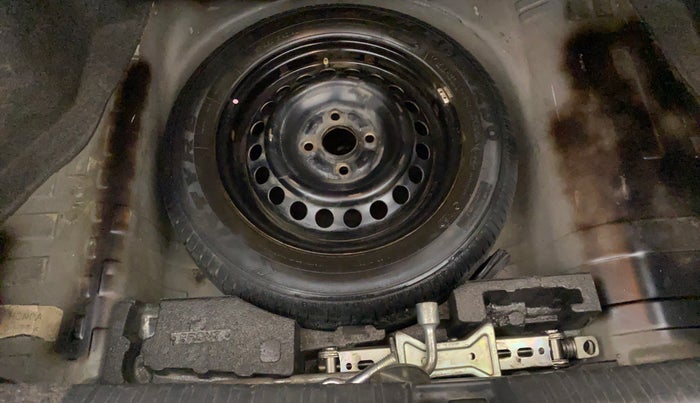 2014 Honda Amaze 1.5L I-DTEC SX, Diesel, Manual, 1,09,690 km, Spare Tyre