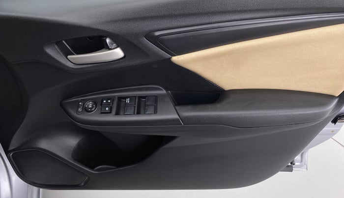 2019 Honda Jazz 1.2 V MT, Petrol, Manual, 23,006 km, Driver Side Door Panels Control