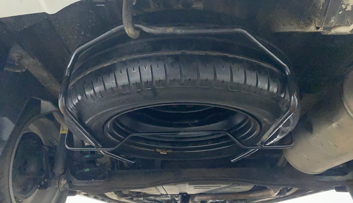 2019 Maruti XL6 ZETA MT, Petrol, Manual, 43,992 km, Spare Tyre