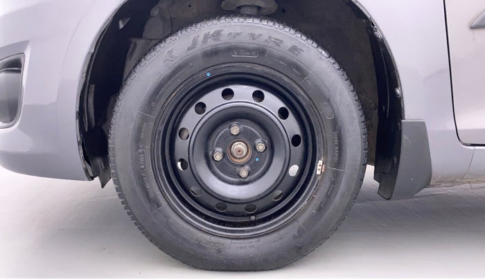 2014 Maruti Swift Dzire VDI, Diesel, Manual, 65,416 km, Left Front Wheel