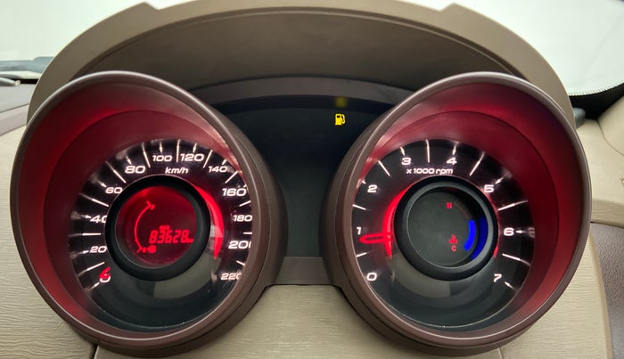 2014 Mahindra XUV500 W4, Diesel, Manual, 83,640 km, Odometer Image