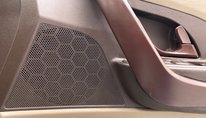 2014 Mahindra XUV500 W4, Diesel, Manual, 83,640 km, Speaker