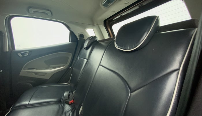 2016 Ford Ecosport TITANIUM 1.5L DIESEL, Diesel, Manual, 1,01,173 km, Right Side Rear Door Cabin