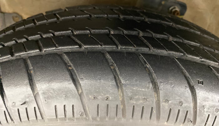 2019 Maruti Celerio VXI d, Petrol, Manual, 13,207 km, Left Front Tyre Tread