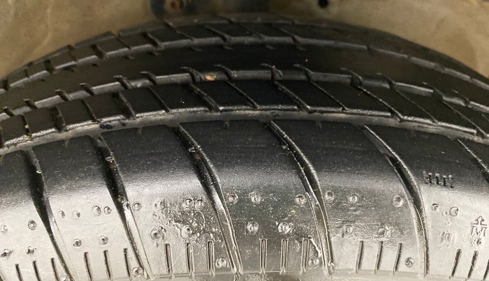 2019 Maruti Celerio VXI d, Petrol, Manual, 13,207 km, Right Front Tyre Tread
