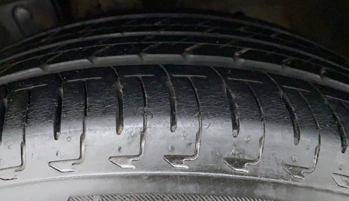 2017 Honda City VX CVT PETROL, Petrol, Automatic, 69,850 km, Left Front Tyre Tread