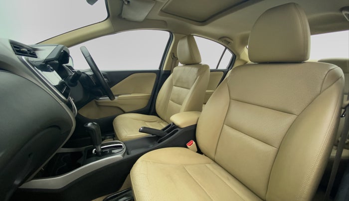 2017 Honda City VX CVT PETROL, Petrol, Automatic, 69,850 km, Right Side Front Door Cabin