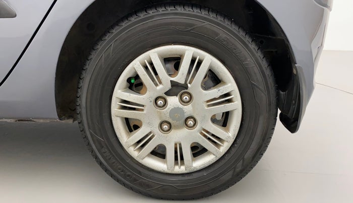 2013 Hyundai i10 SPORTZ 1.1, Petrol, Manual, 1,03,214 km, Left Rear Wheel