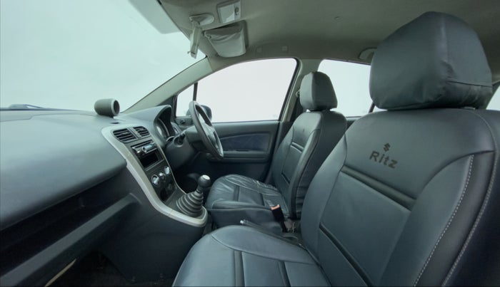 2010 Maruti Ritz VXI, Petrol, Manual, 48,633 km, Right Side Front Door Cabin
