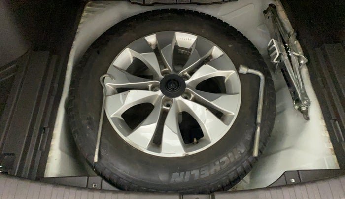 2015 Honda CRV 2.0L I-VTEC 2WD AT, Petrol, Automatic, 1,06,836 km, Spare Tyre
