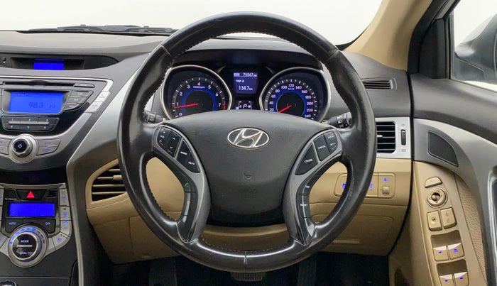 2015 Hyundai New Elantra 1.8 SX AT VTVT, Petrol, Automatic, 76,567 km, Steering Wheel Close Up