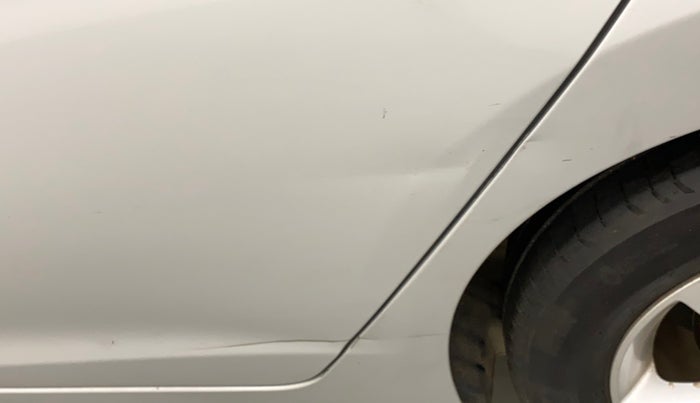 2015 Hyundai New Elantra 1.8 SX AT VTVT, Petrol, Automatic, 76,567 km, Rear left door - Slightly dented