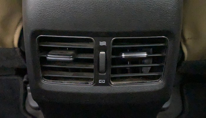 2015 Hyundai New Elantra 1.8 SX AT VTVT, Petrol, Automatic, 76,567 km, Rear AC Vents