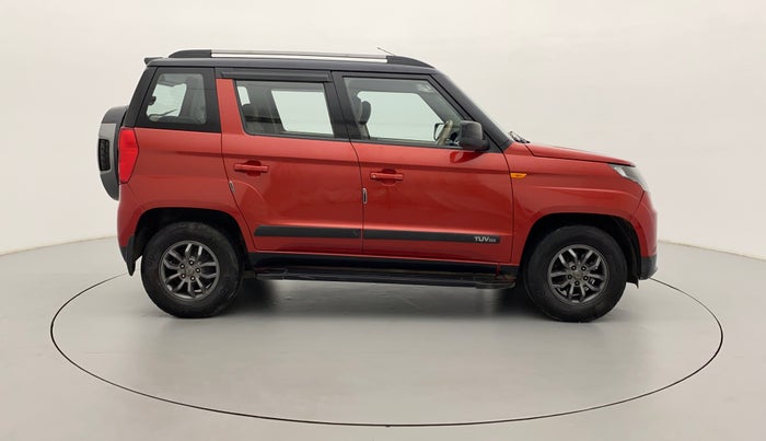 2018 Mahindra TUV300 T10 AMT DUAL TONE, Diesel, Automatic, 47,414 km, Right Side View