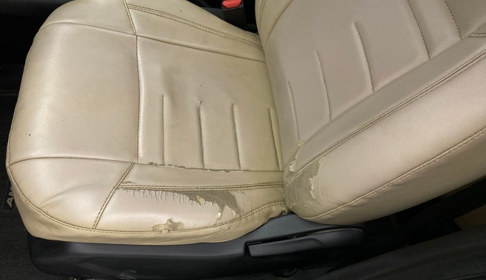 2021 Honda Amaze 1.2L I-VTEC E, Petrol, Manual, 1,01,603 km, Front left seat (passenger seat) - Cover slightly torn