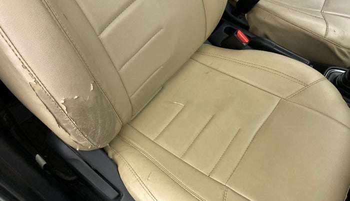 2021 Honda Amaze 1.2L I-VTEC E, Petrol, Manual, 1,01,603 km, Driver seat - Cover slightly torn