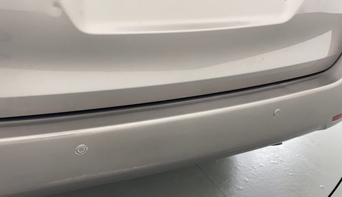 2018 Toyota Innova Crysta 2.4 GX 7 STR, Diesel, Manual, 78,762 km, Infotainment system - Parking sensor not working