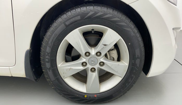 2014 Hyundai New Elantra S 1.6 MT, Diesel, Manual, 53,712 km, Right Front Wheel