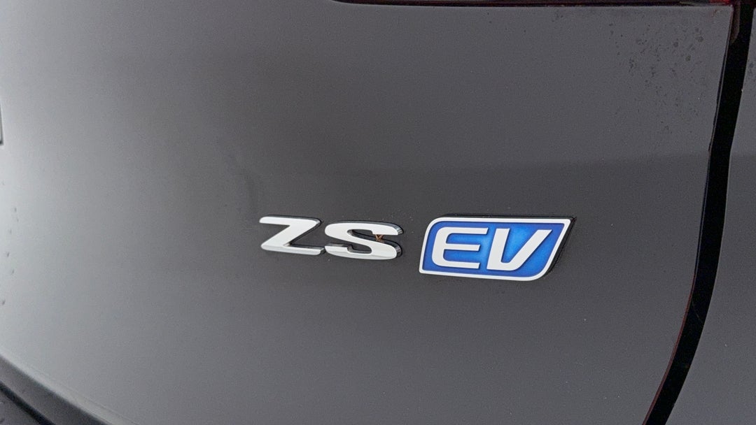 Badge (Boot Right Side)