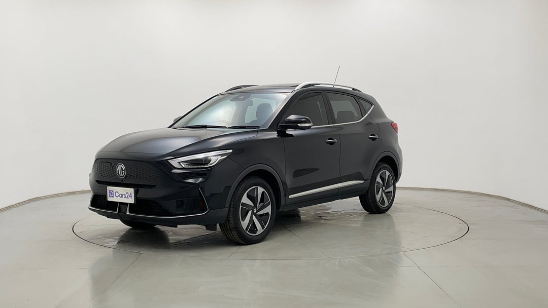 Left Front Diagonal (45- Degree) View