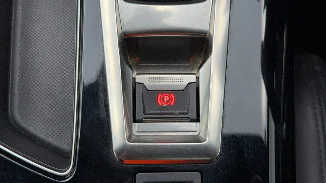 2019 Peugeot 5008 Gt Line, Automatic, 62025 km, Handbrake