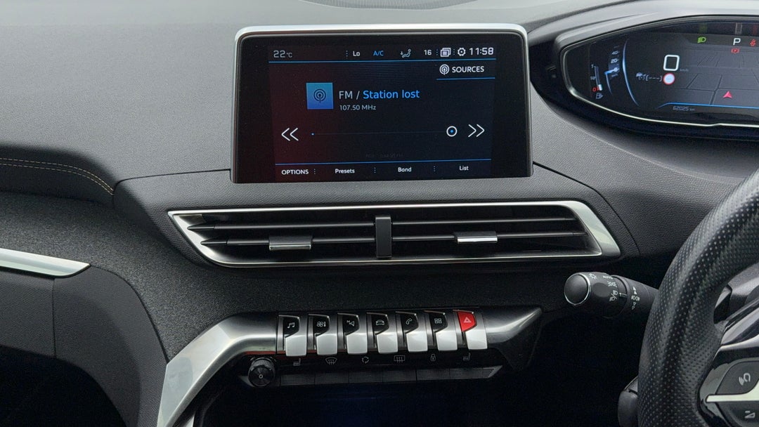 2019 Peugeot 5008 Gt Line, Automatic, 62025 km, Center Console