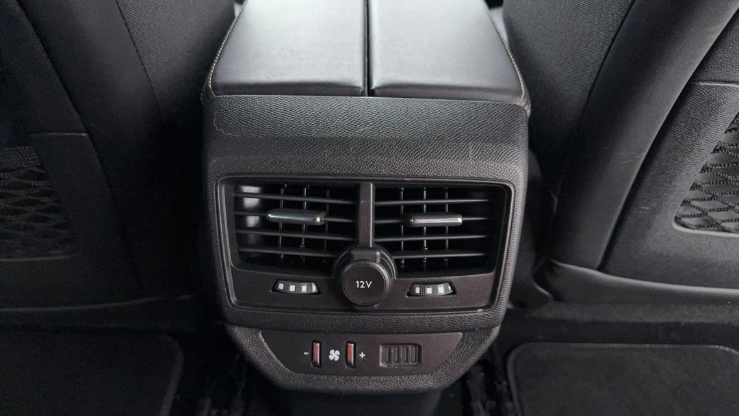 2019 Peugeot 5008 Gt Line, Automatic, 62025 km, Rear A/C Vent