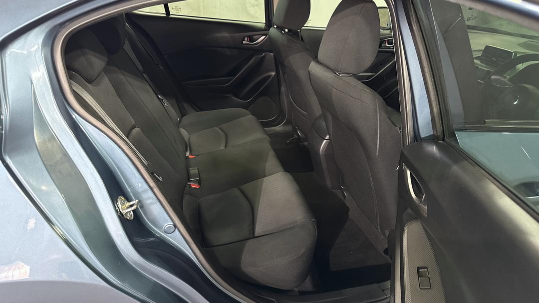2016 Mazda 3 Neo, Automatic, 88109 km, Right Side Rear Door Cabin View