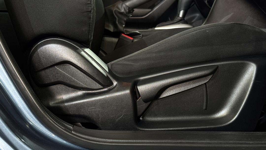 2016 Mazda 3 Neo, Automatic, 88109 km, Drivers Side Adjustment Panel
