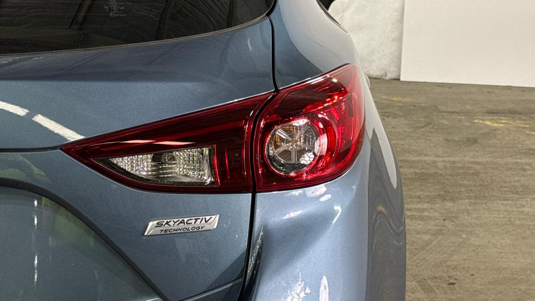 2016 Mazda 3 Neo, Automatic, 88109 km, Badge (Boot Right Side)