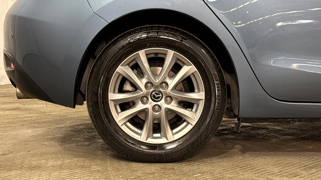 2016 Mazda 3 Neo, Automatic, 88109 km, Right Rear Wheel