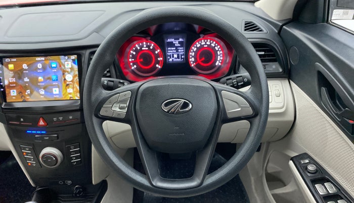 2021 Mahindra XUV300 1.2 W6 AT, Petrol, Automatic, 13,194 km, Steering Wheel Close Up
