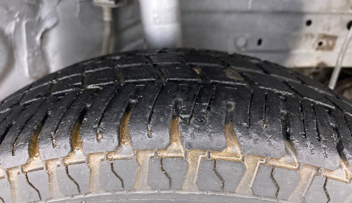 2018 Datsun Go T, Petrol, Manual, 62,784 km, Right Front Tyre Tread