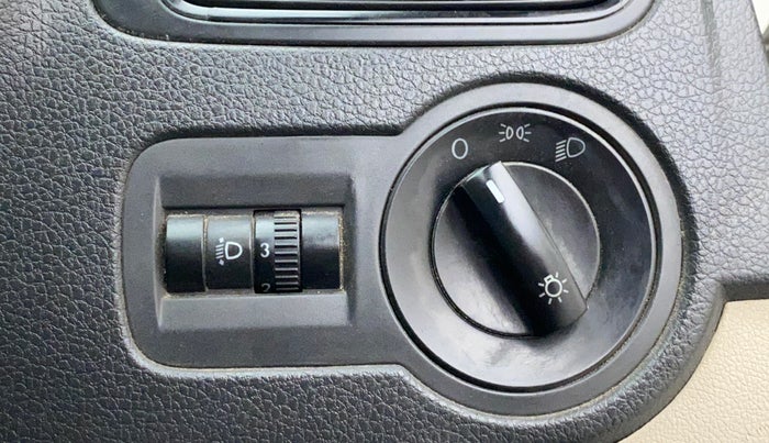2010 Volkswagen Polo COMFORTLINE 1.2L PETROL, Petrol, Manual, 81,300 km, Dashboard - Headlight height adjustment not working