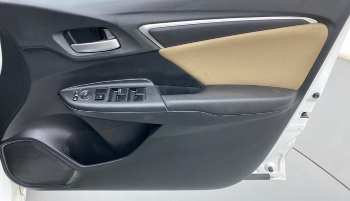 2017 Honda Jazz 1.2L I-VTEC V AT, Petrol, Automatic, 36,173 km, Driver Side Door Panels Control