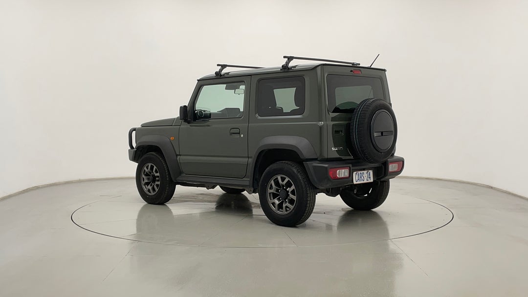 Left Back Diagonal (45- Degree) View